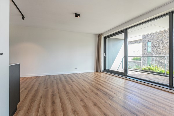 Medium property photo - Zodiakplein 93, 2516 CH Den Haag
